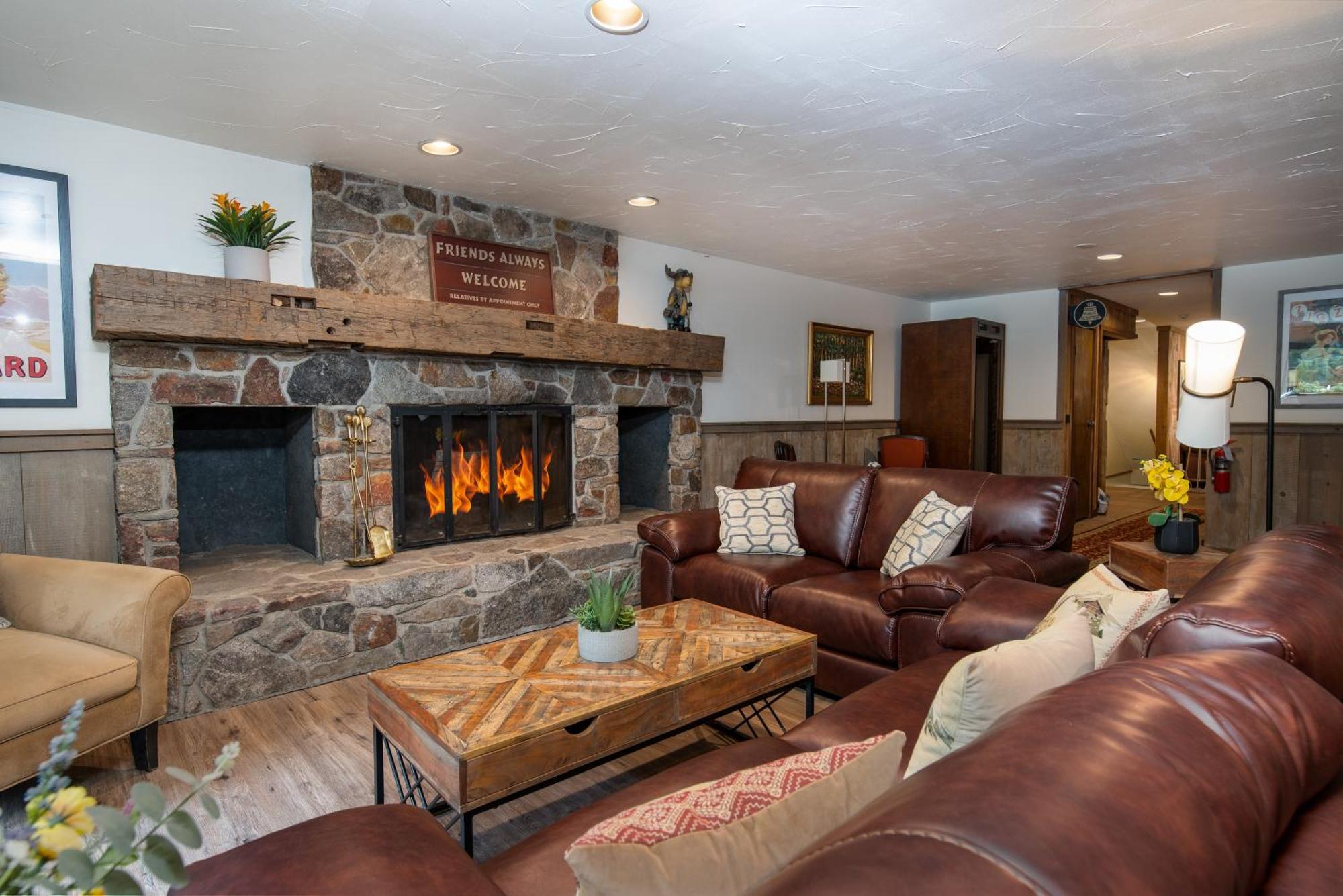 Grey Bonnet Inn Killington Exterior photo